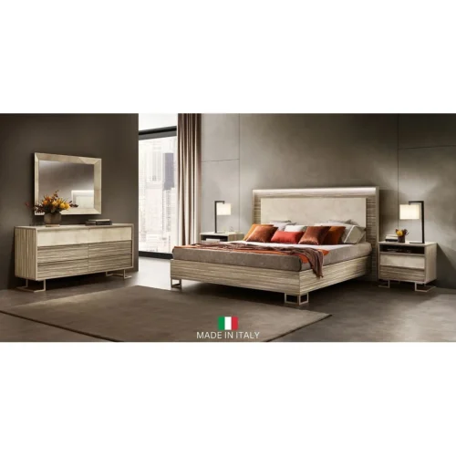 Luce Collection